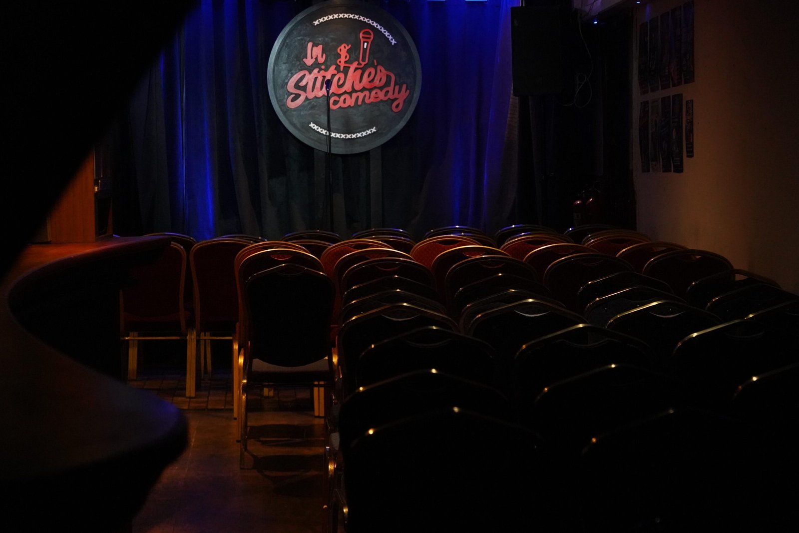 In Stitches Comedy Club: Fri 8:30pm / Sat 7pm Early & 9:15pm Late
