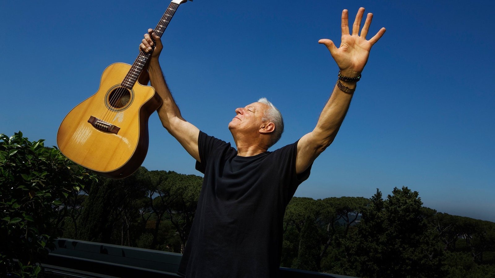 Tommy Emmanuel, CGP -  Living In The Light Tour