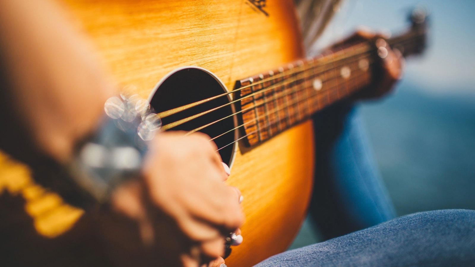 Michael Commins Concerts