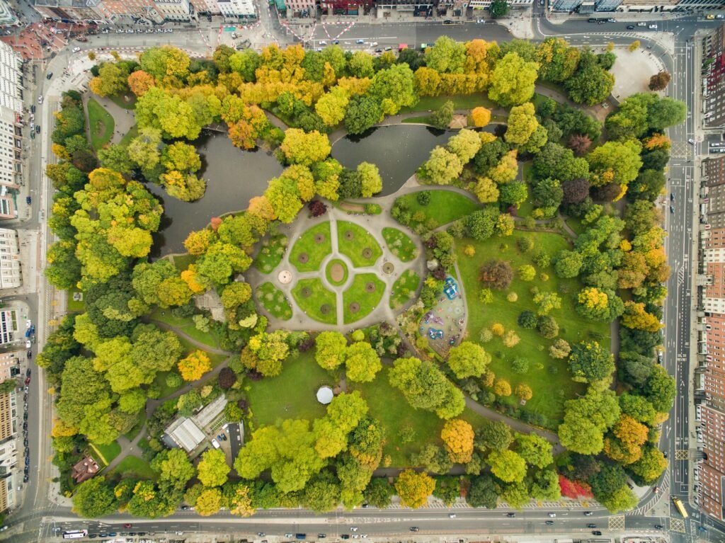 Aerial view of St Stephen's Green park in autumn, a favourite free stop when visiting Dublin with kids
