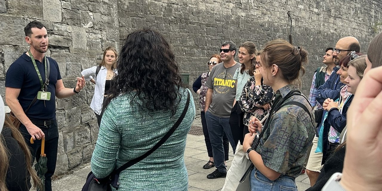 Highlights and Hidden Gems Walking Tour