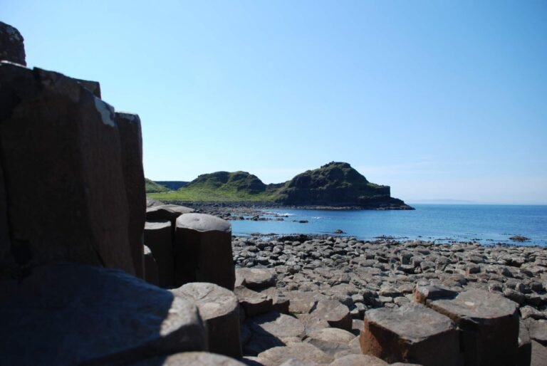 The Giant's Causeway and Belfast City Private Day Tour