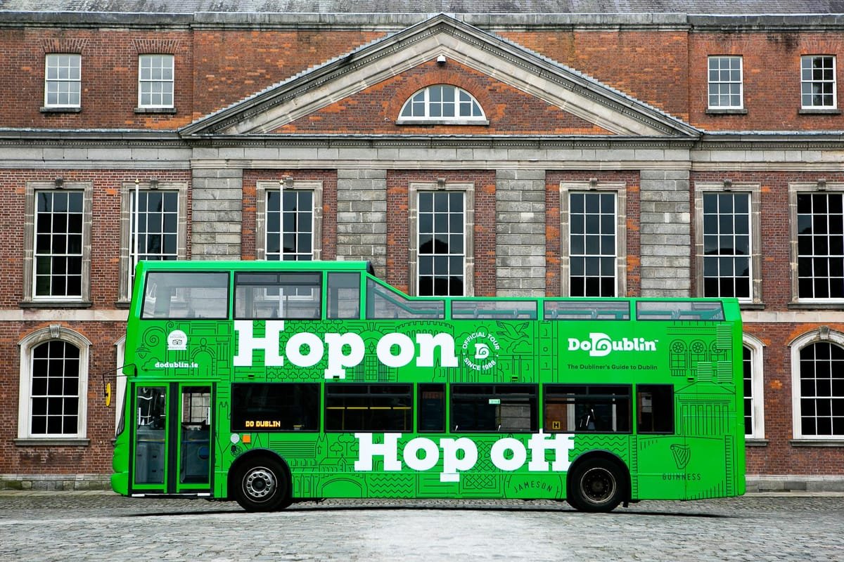 The Original Hop-on Hop-off Bus Tour (Live Commentary)