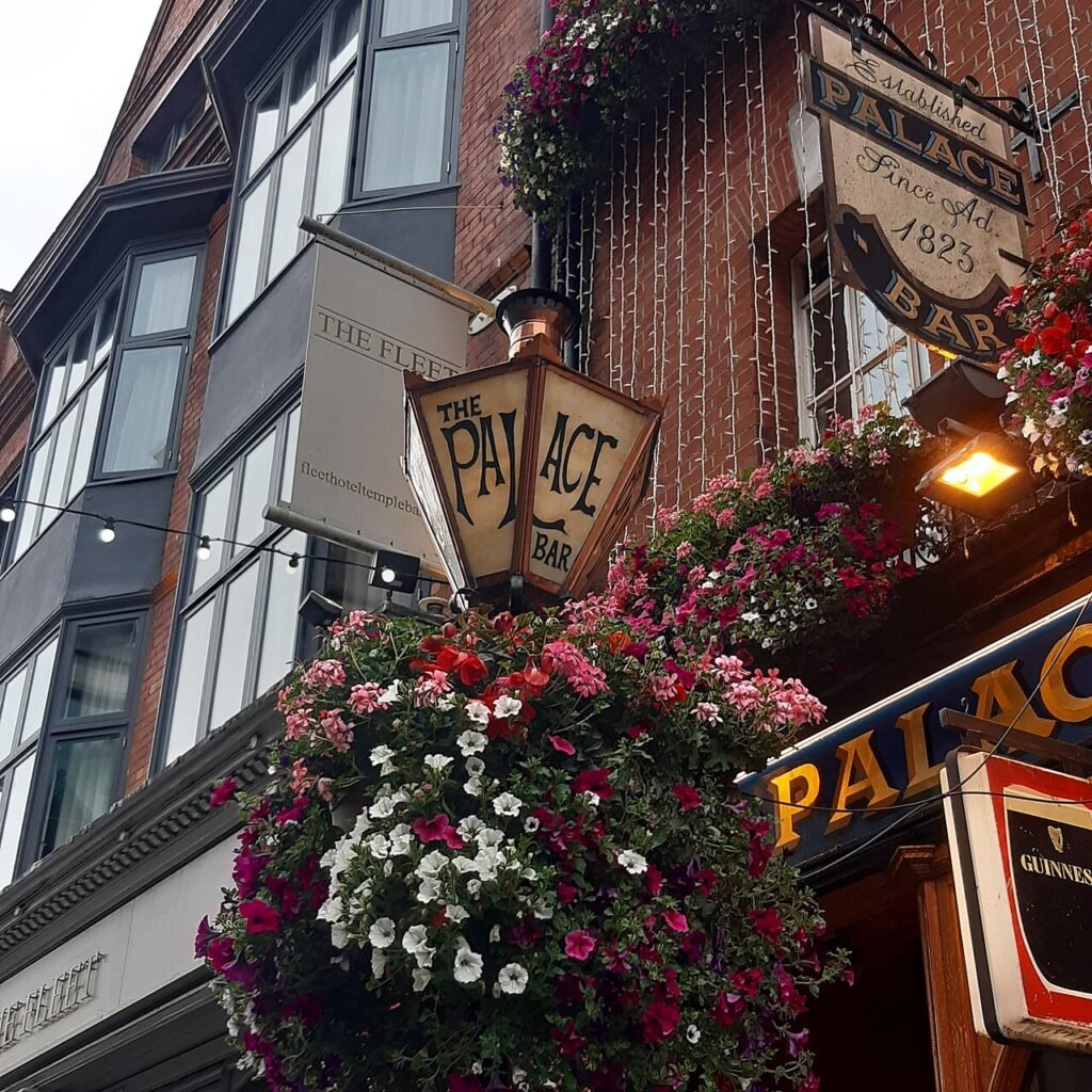 The Palace Bar, Dublin 2, Fleet Street (edge of Temple Bar), Dublin